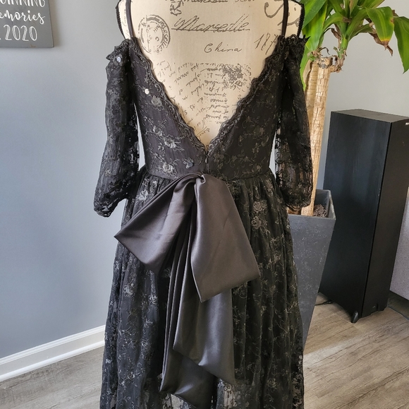 Gothic black lace dress - Picture 9 of 14